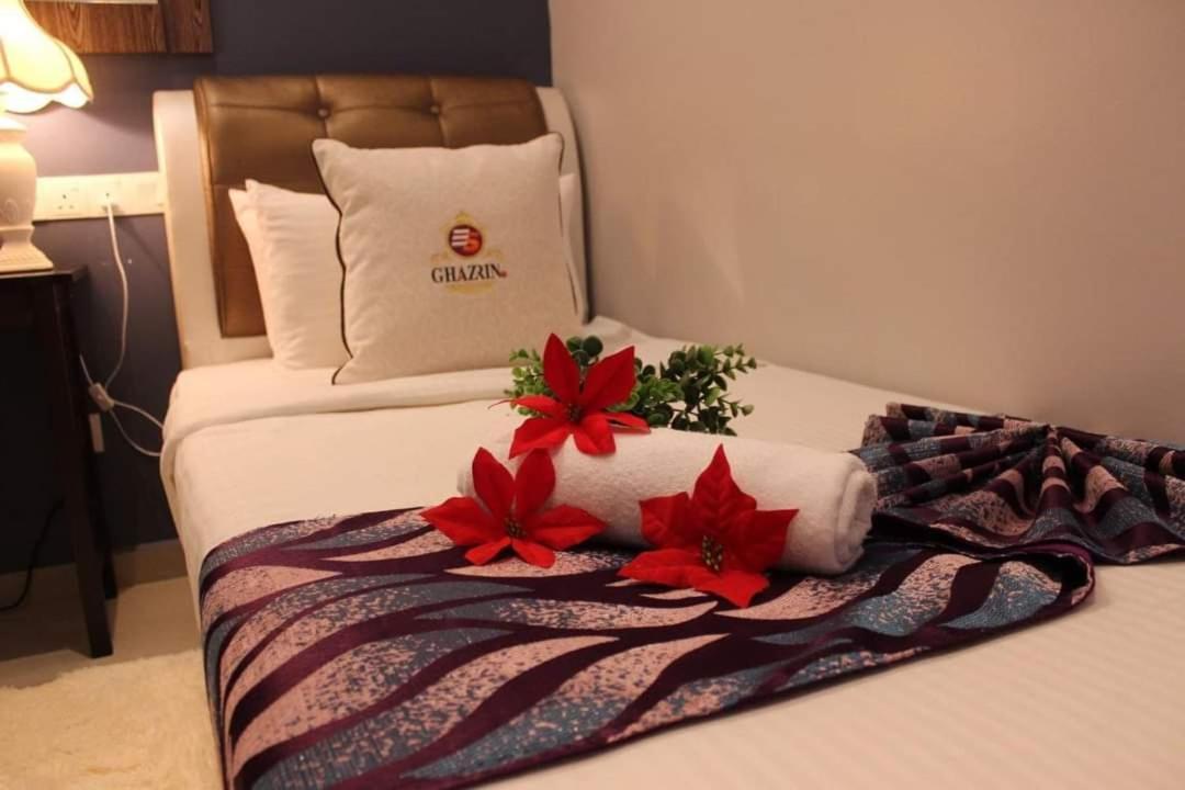 Ghazrins Desaru Hotel Pengerang Kültér fotó