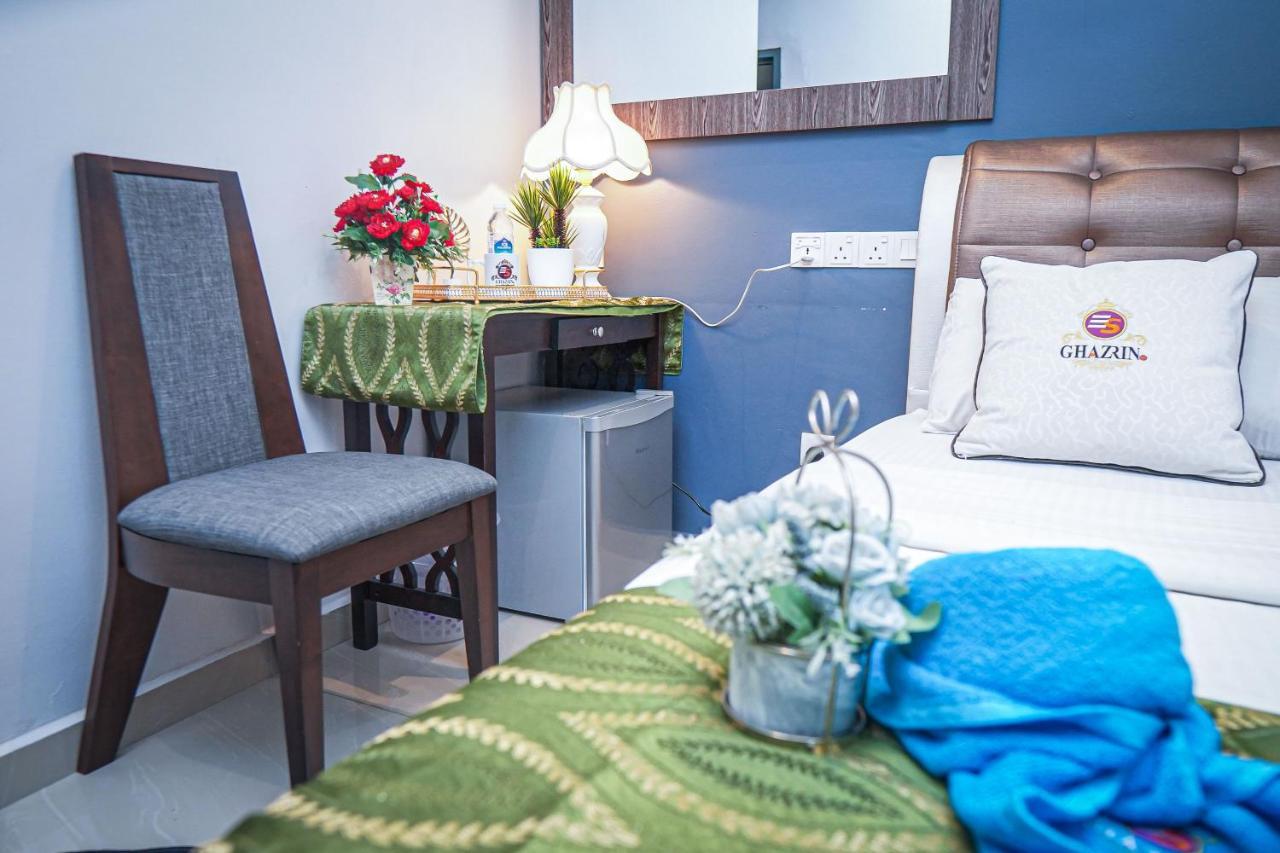 Ghazrins Desaru Hotel Pengerang Kültér fotó